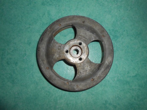 Rotor volant magnétique - /,